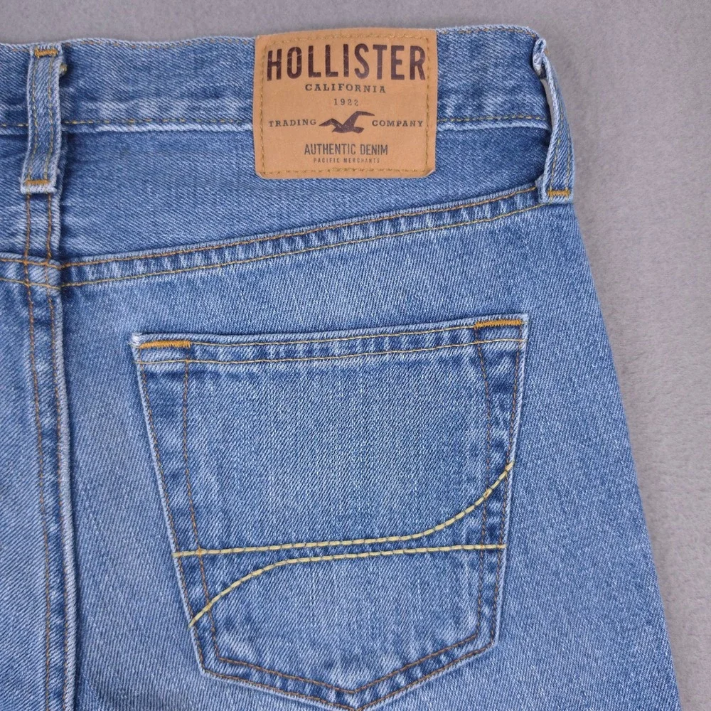 Hollister Jeans Mens 29x30 Slim Straight Button Fly Light Wash Blue Denim Casual